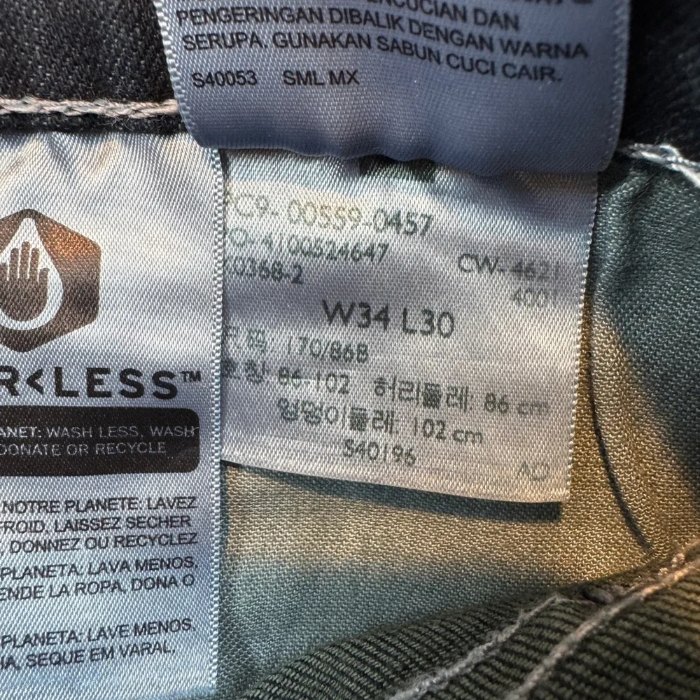 Levis levi 559